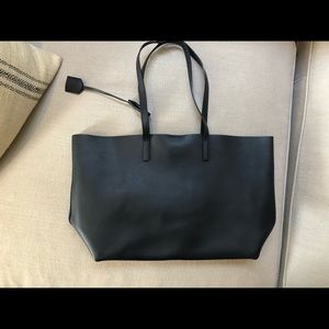 Tote navy